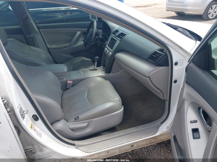 2008 TOYOTA CAMRY auction photo 5