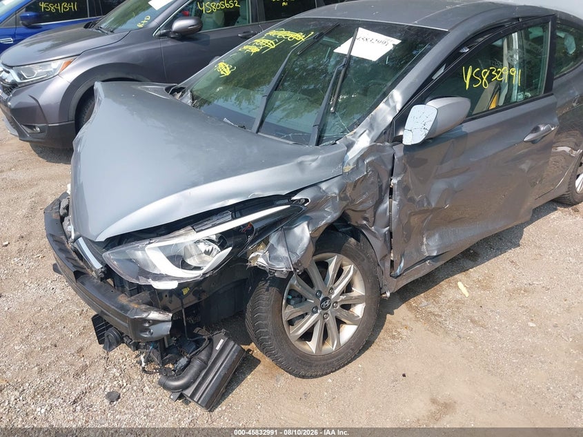 2015 HYUNDAI ELANTRA auction photo 6