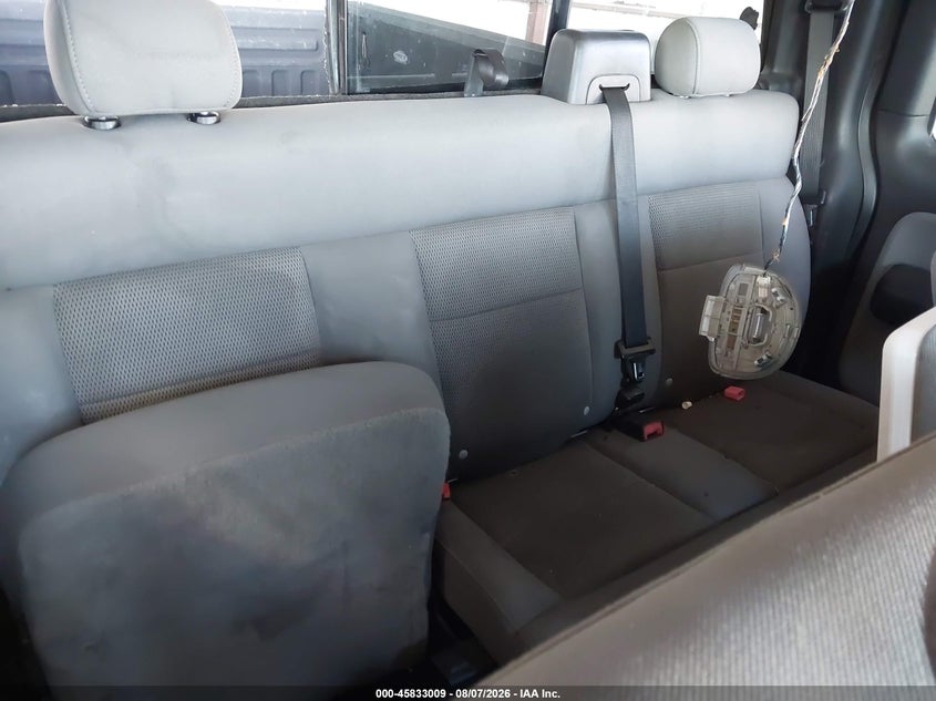 2004 FORD F-150 auction photo 8