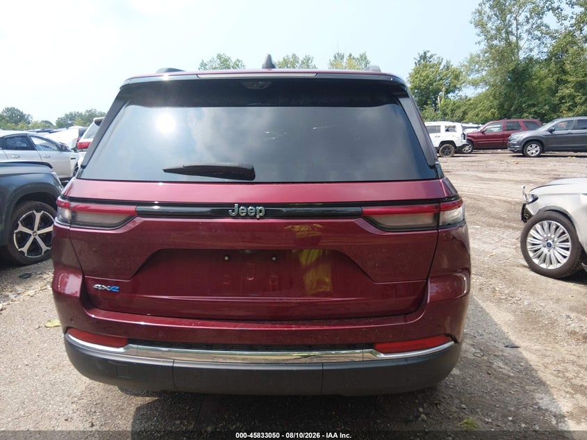 JEEP GRAND CHEROKEE 4XE - zdjęcie 16
