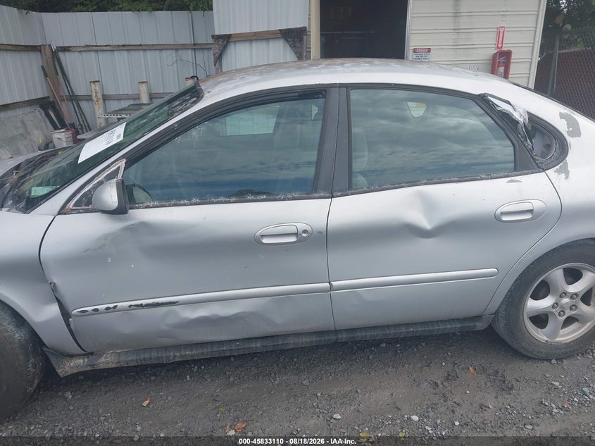 2003 FORD TAURUS auction photo 6