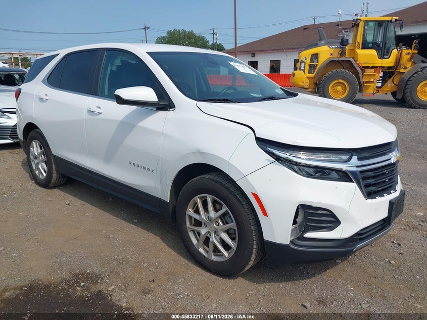 2022 Chevrolet Equinox  (VIN: 3GNAXUEV2NL220382)