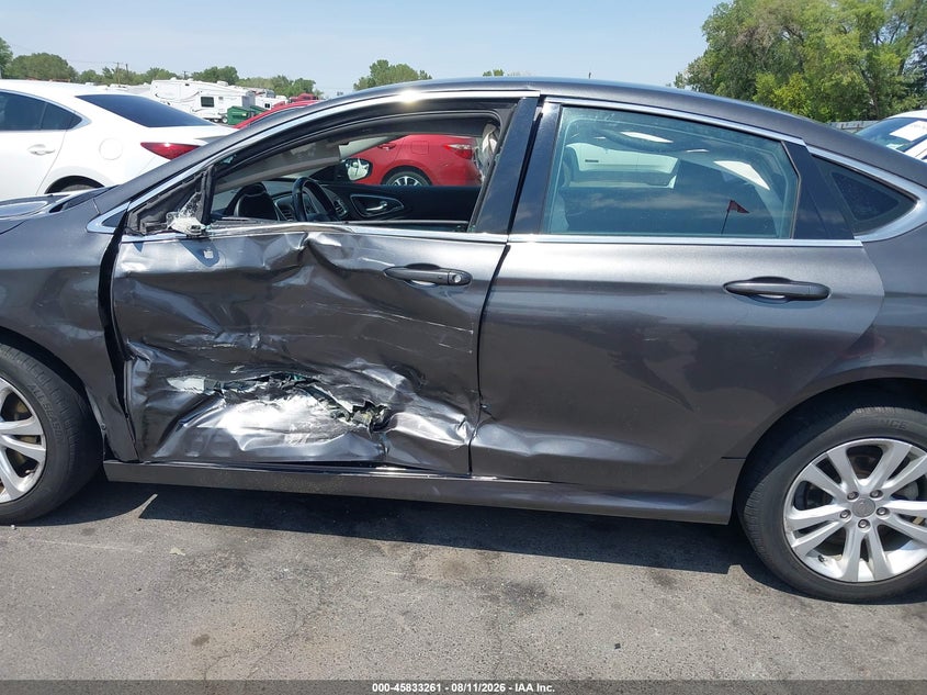 2015 CHRYSLER 200 auction photo 6