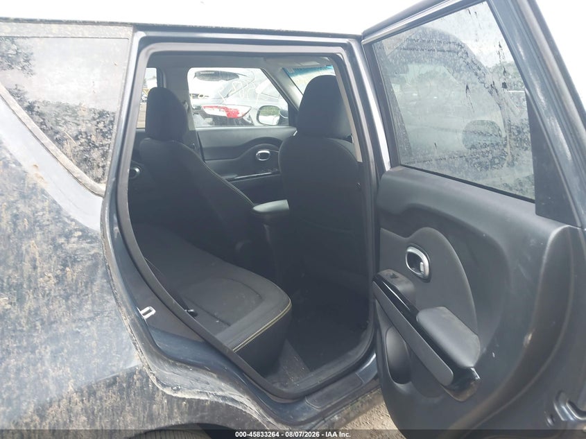 2016 KIA SOUL auction photo 8