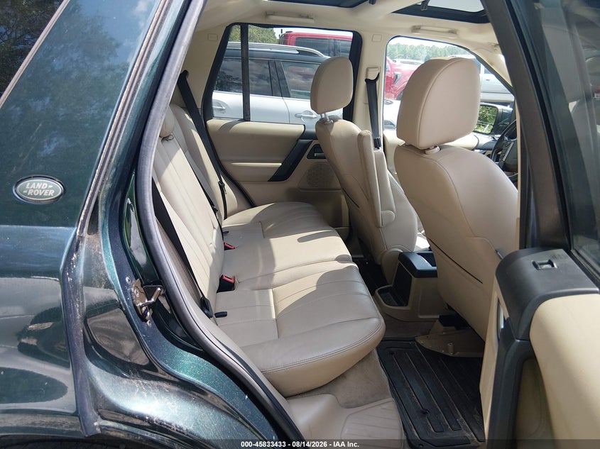 2014 LAND ROVER LR2 auction photo 8
