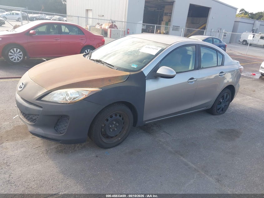 2013 MAZDA MAZDA3 auction photo 2