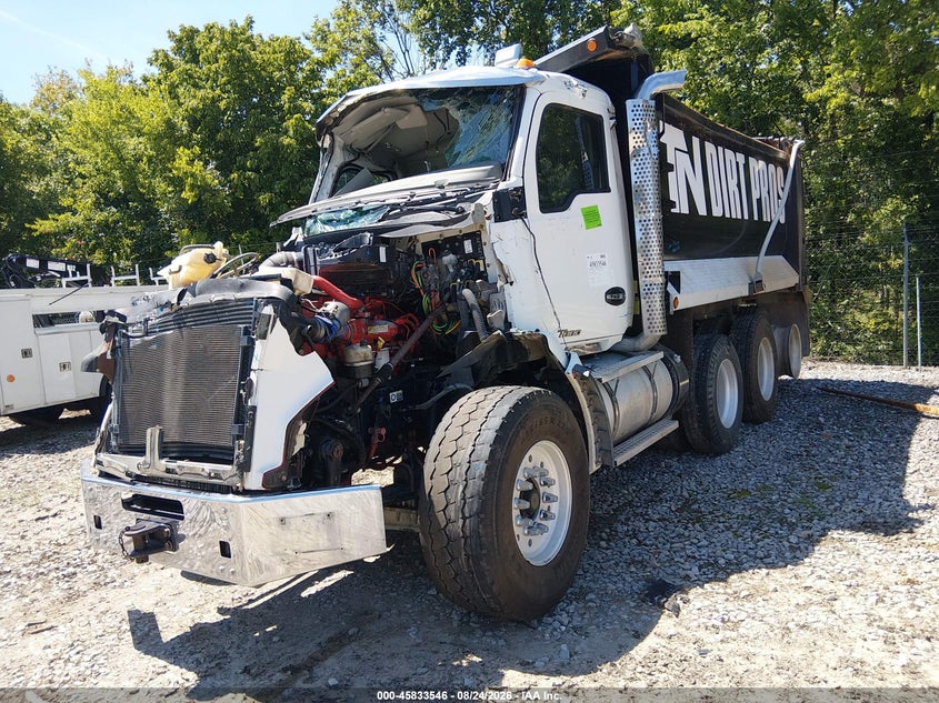 2016 KENWORTH CONSTRUCTION auction photo 2