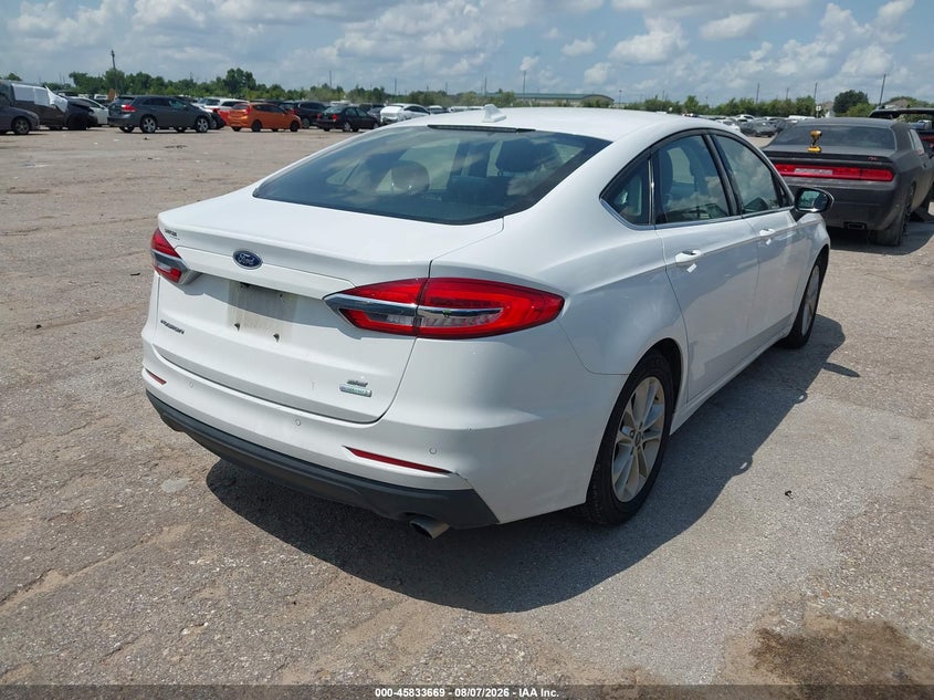 Vin: 3fa6p0hd3kr218942, lot: 46332570, ford fusion se 20194