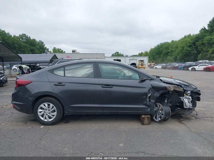 2020 HYUNDAI ELANTRA SE · Фото 13