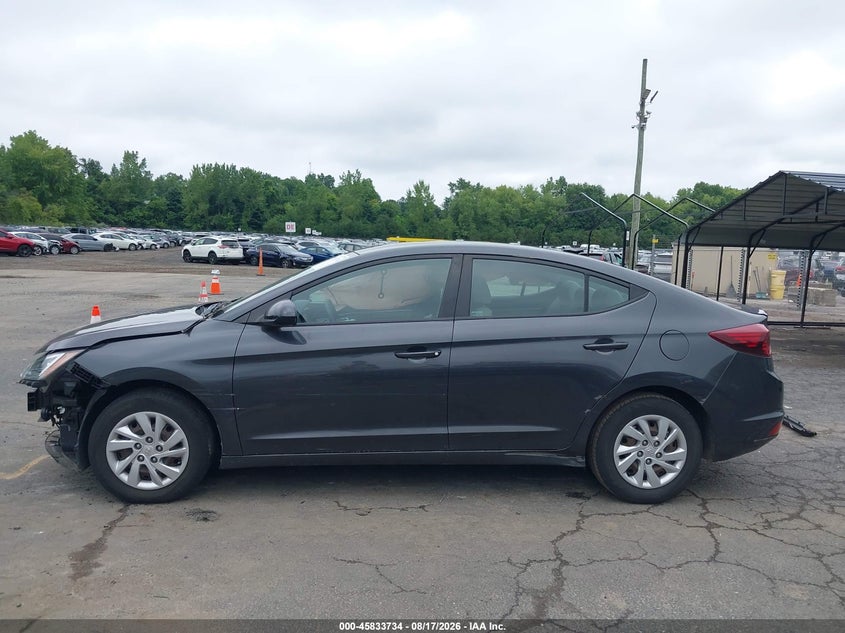 2020 HYUNDAI ELANTRA SE · Фото 14