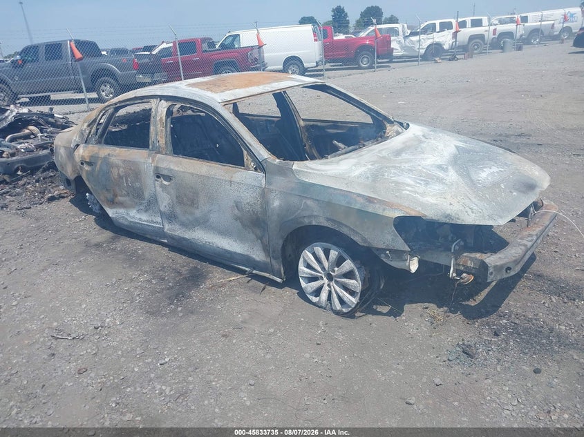 Vin: 1vwap7a33dc041175, lot: 46332636, volkswagen passat 2.5l s 2013 img_1