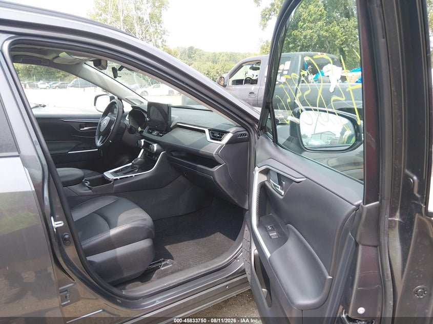 TOYOTA RAV4 - zdjęcie 5