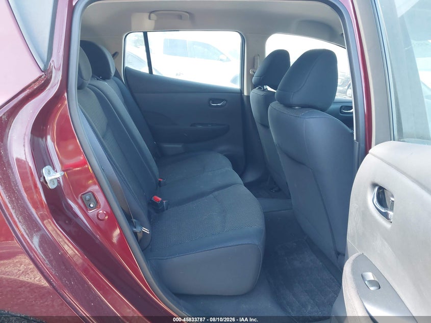2016 NISSAN LEAF auction photo 8