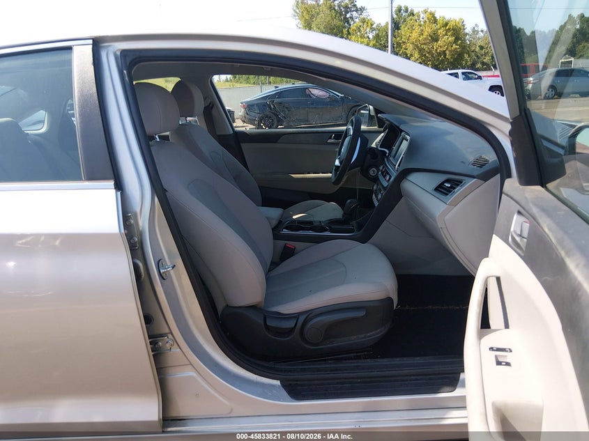 2018 HYUNDAI SONATA auction photo 5