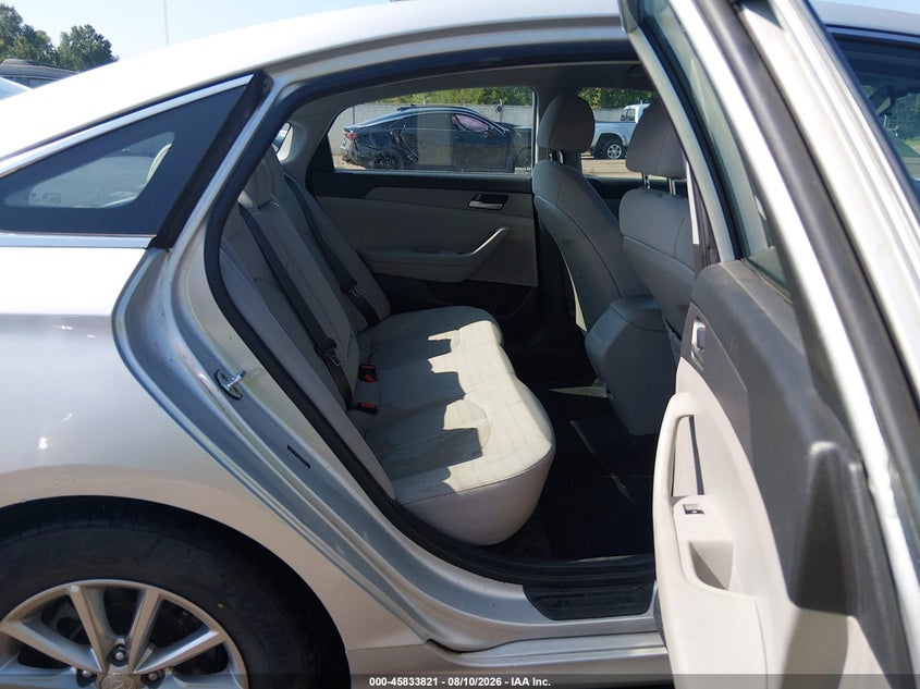 2018 HYUNDAI SONATA auction photo 8