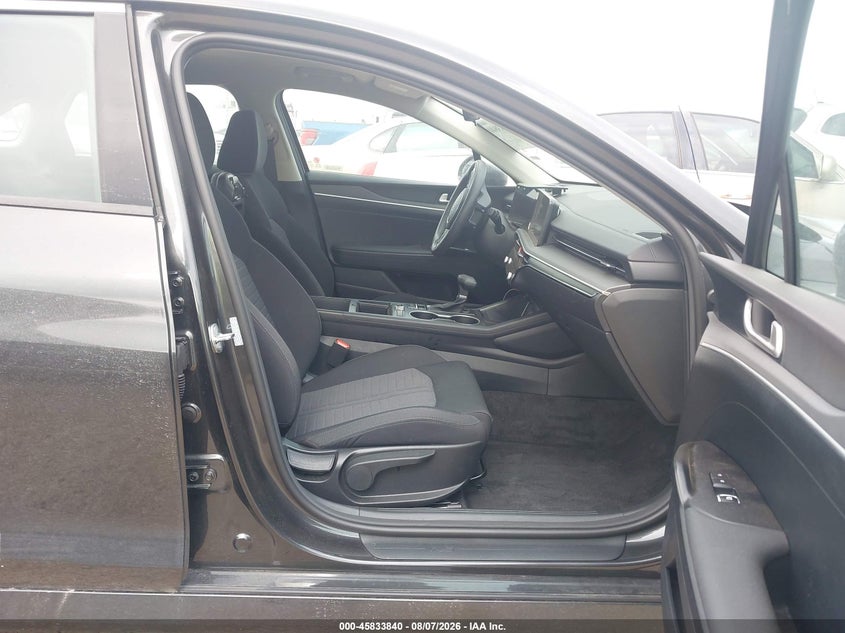 2026 KIA K5 auction photo 5
