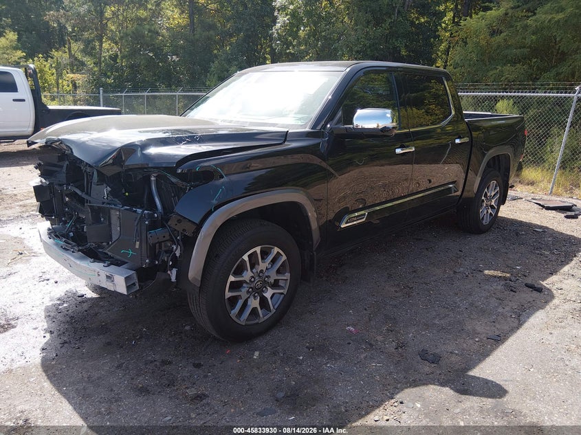 TOYOTA TUNDRA - zdjęcie 2
