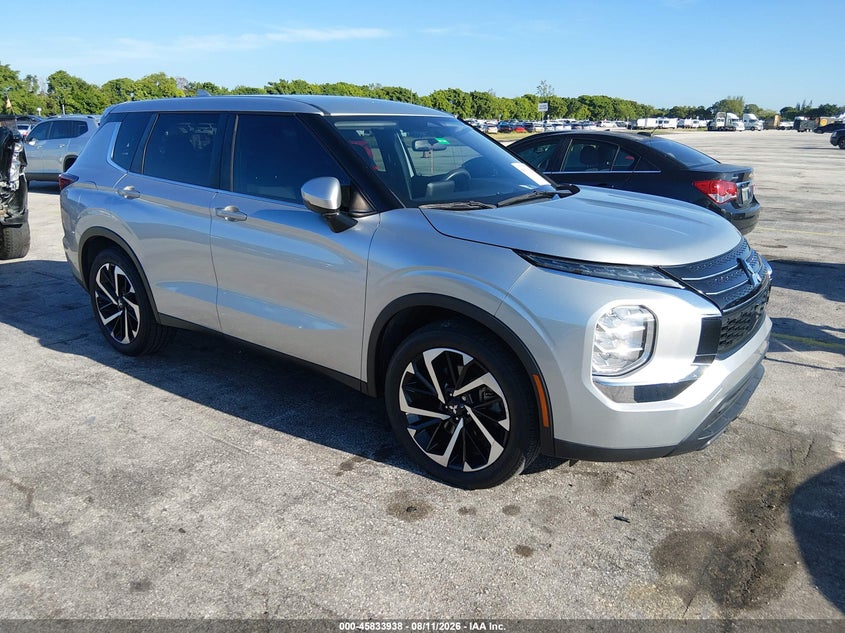 Vin: ja4j3ta81nz017906, lot: 46332840, mitsubishi outlander es 2.5 2wd 2022 img_1