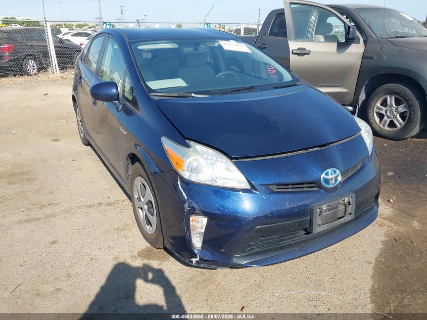 Vin: jtdkn3du3d1706629, lot: 46332851, toyota prius three 2013 img_1