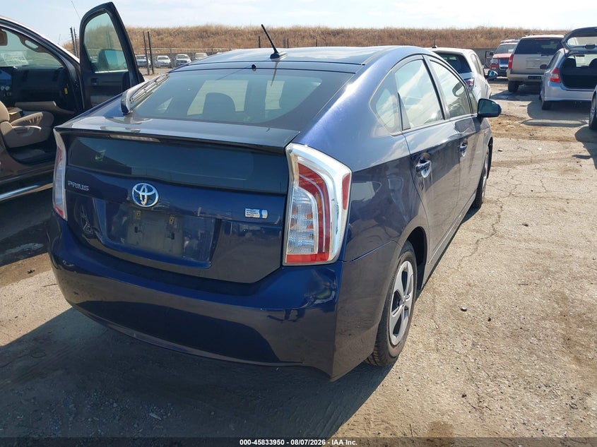 Vin: jtdkn3du3d1706629, lot: 46332851, toyota prius three 20134