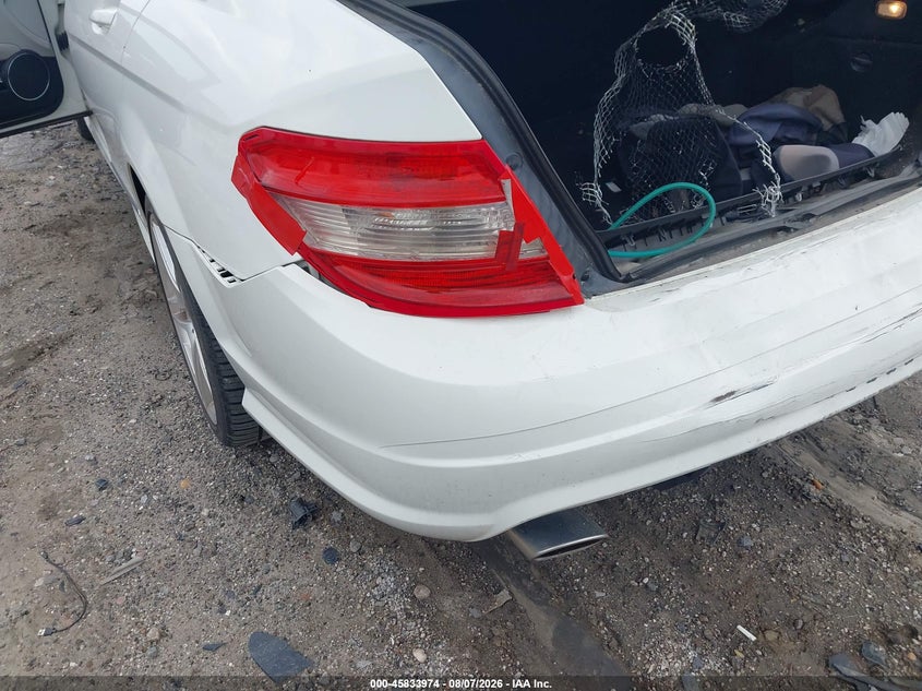 2009 MERCEDES-BENZ C 300 auction photo 6