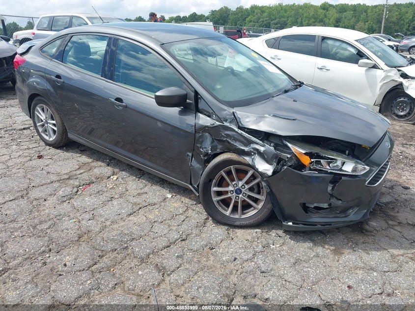 Vin: 1fadp3f20jl279785, lot: 46332900, ford focus se 2018 img_1
