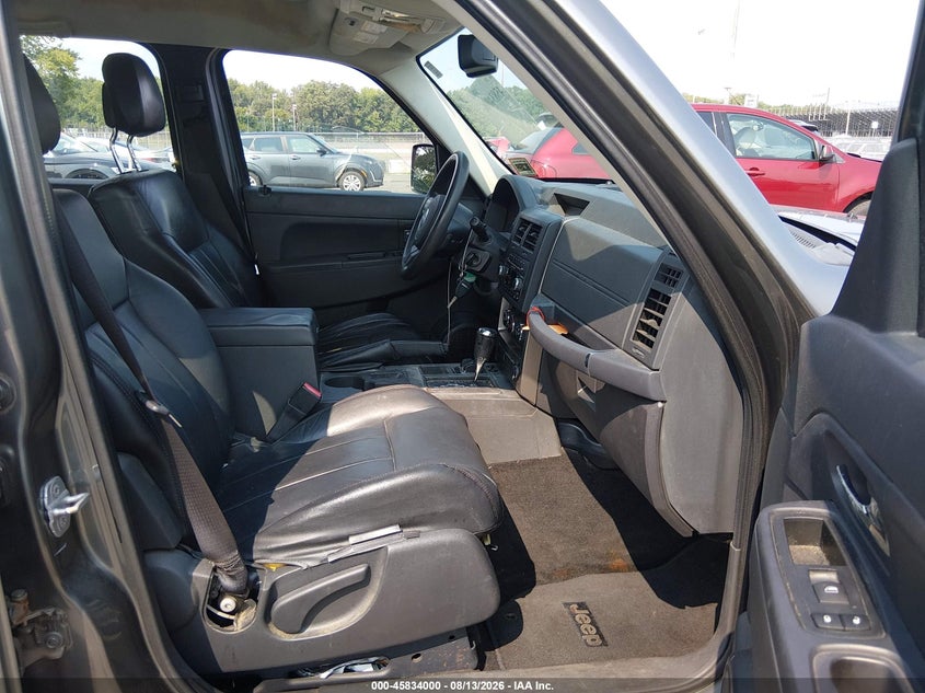 2012 JEEP LIBERTY auction photo 5