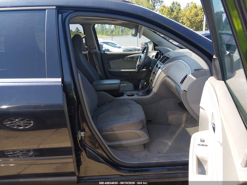 2011 CHEVROLET TRAVERSE auction photo 5