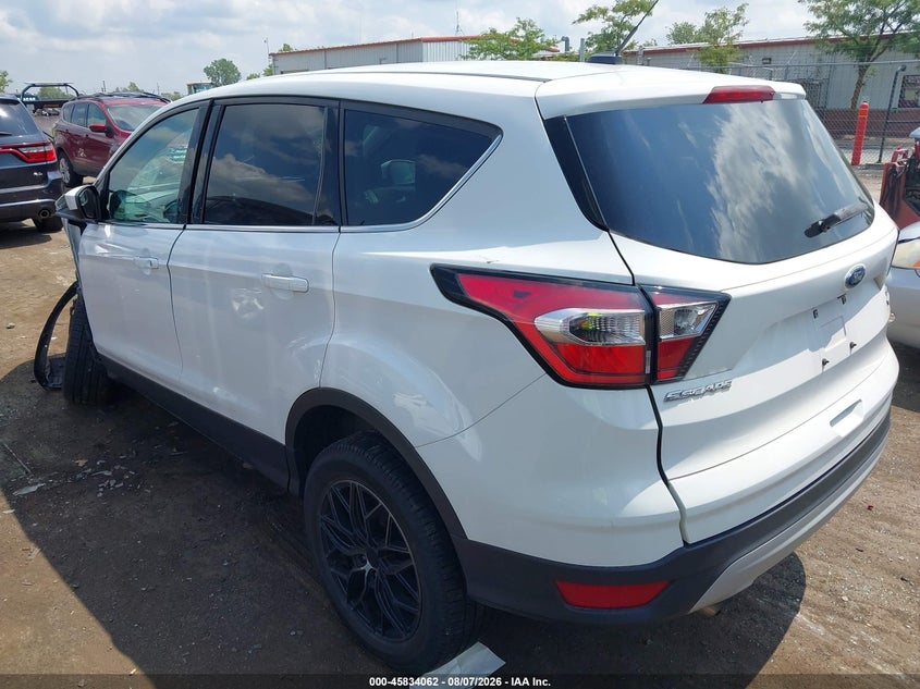 Vin: 1fmcu0gd6hue69927, lot: 46332963, ford escape se 20173