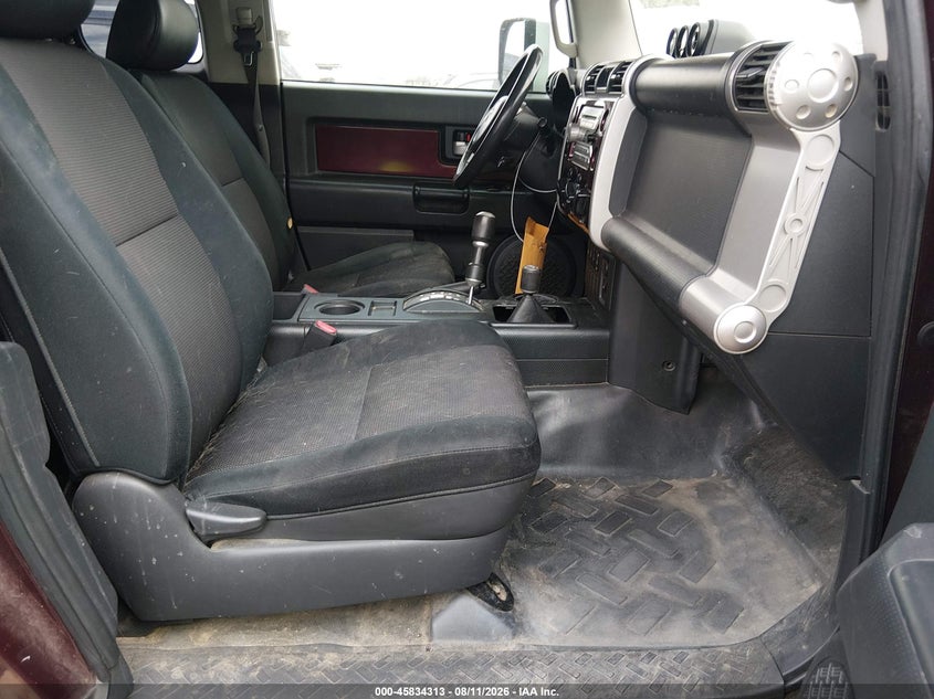 2007 TOYOTA FJ CRUISER auction photo 5