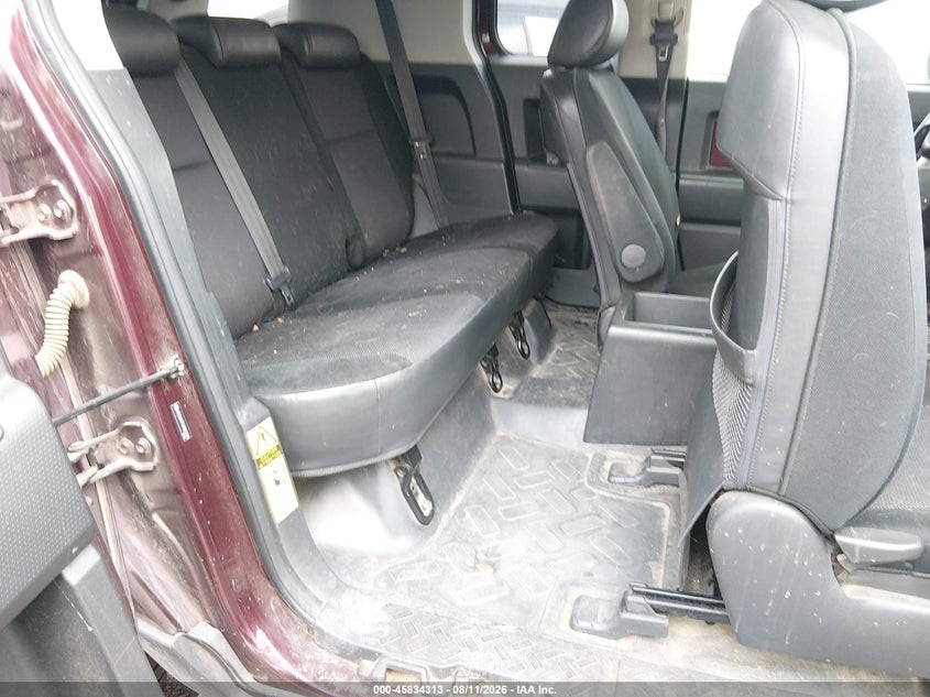 2007 TOYOTA FJ CRUISER auction photo 8