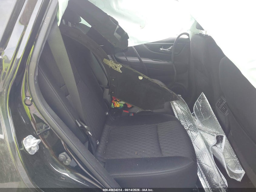 2018 NISSAN ROGUE auction photo 8