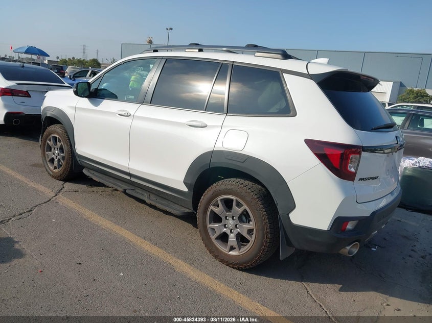 HONDA PASSPORT 2024 VIN 5FNYF8H62RB005904