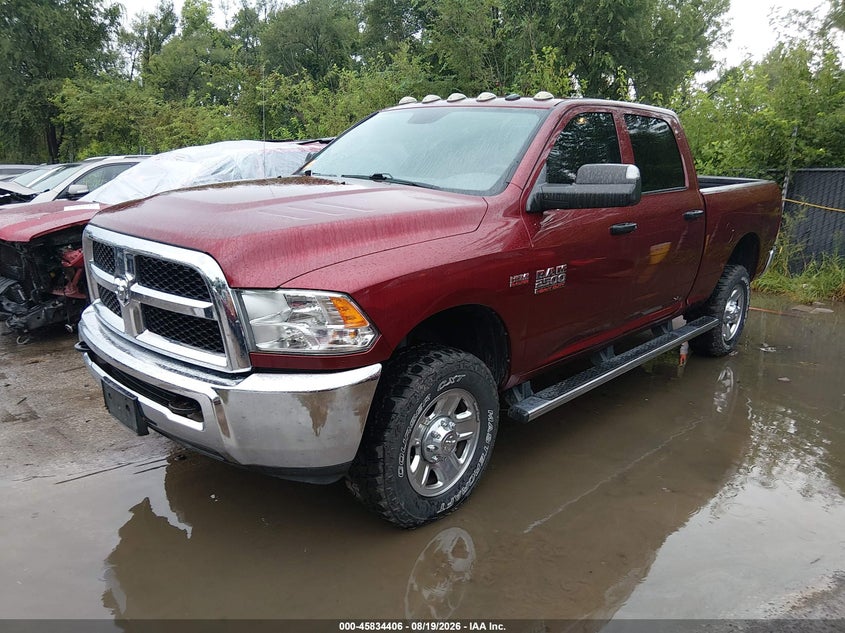 2018 RAM 2500, Град, IAAI, VIN 3C6UR5CJ8JG260191 — фото 2