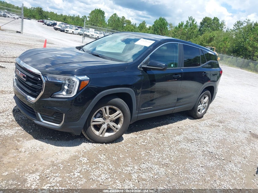 2024 GMC TERRAIN auction photo 2