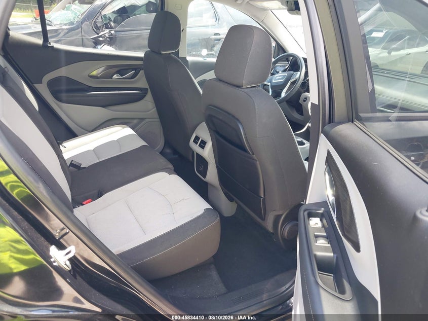 2024 GMC TERRAIN auction photo 8