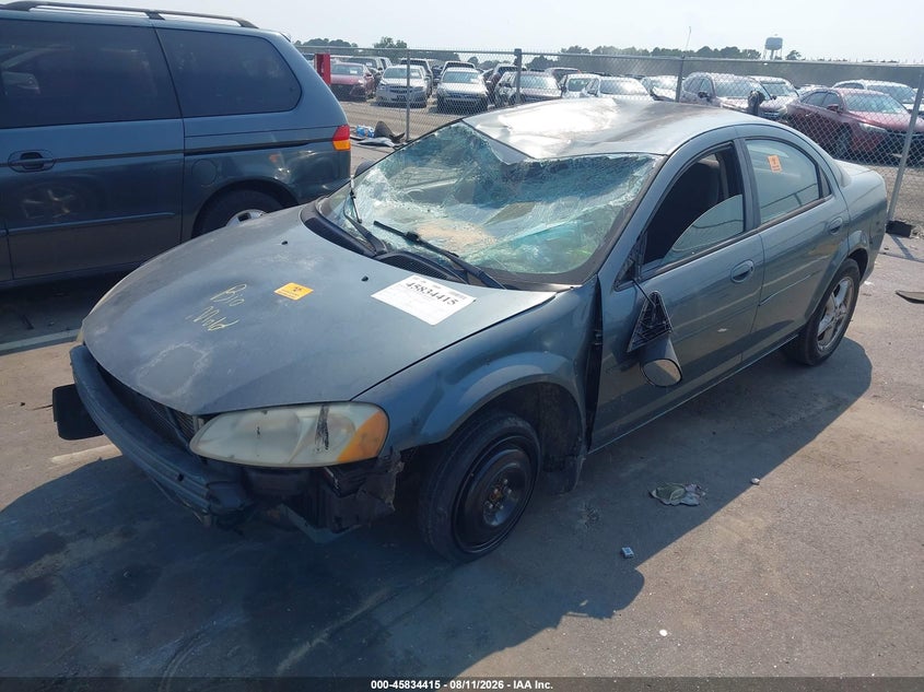 2005 DODGE STRATUS auction photo 2