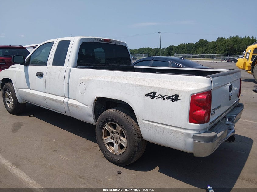 2005 DODGE DAKOTA auction photo 3