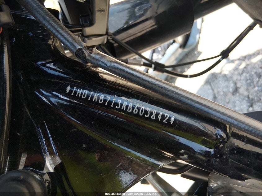 HARLEY-DAVIDSON FLHX 2024