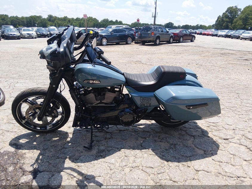 HARLEY-DAVIDSON FLHX 2024