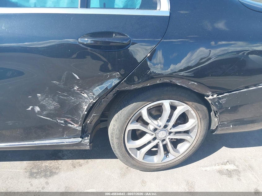 2015 MERCEDES-BENZ C 300 auction photo 6
