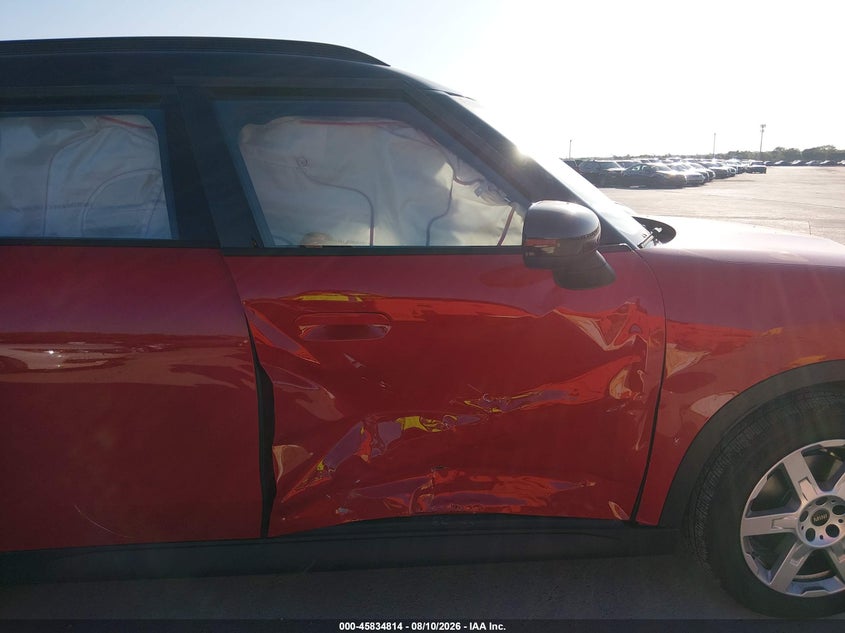 2026 MINI COUNTRYMAN auction photo 6