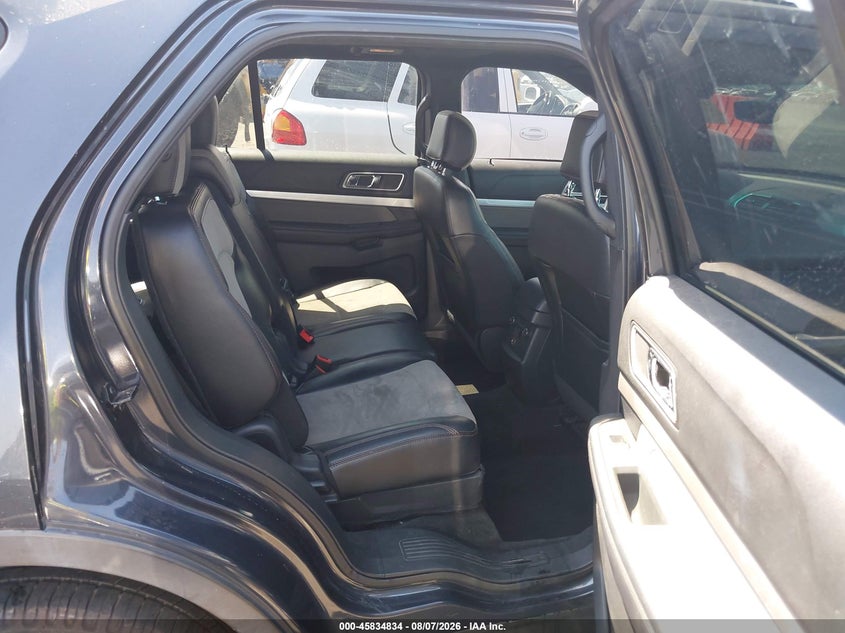 2017 FORD EXPLORER auction photo 8