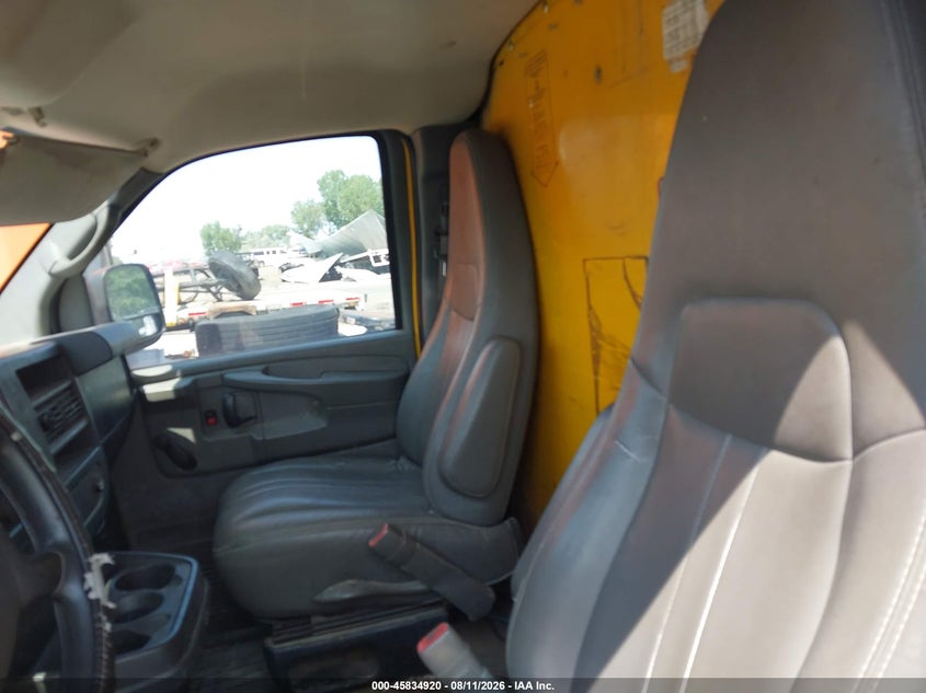 2012 GMC SAVANA CUTAWAY auction photo 7