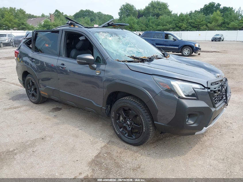 2024 SUBARU FORESTER auction photo 1