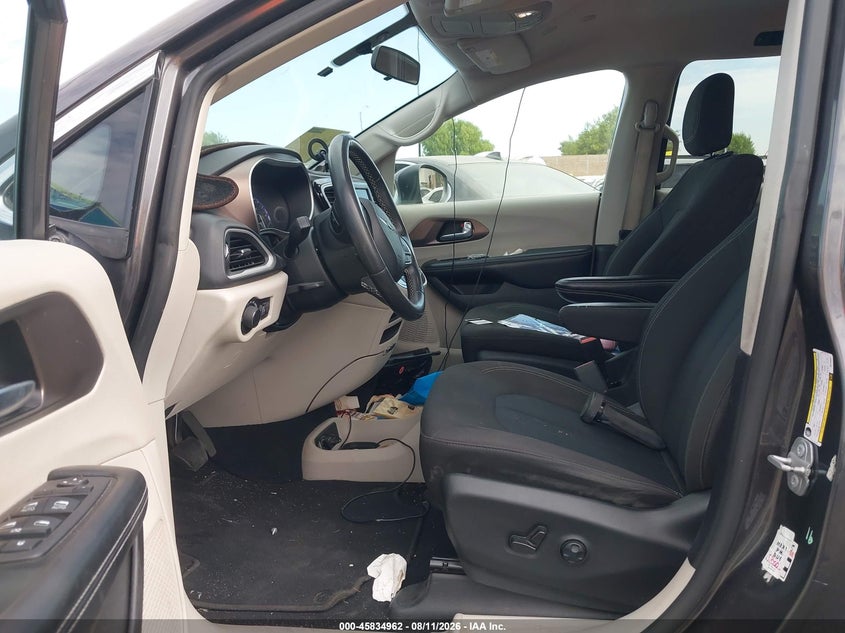 2022 CHRYSLER VOYAGER auction photo 5