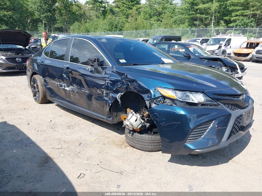 TOYOTA CAMRY - zdjęcie 6