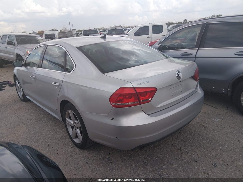 2014 VOLKSWAGEN PASSAT auction photo 3