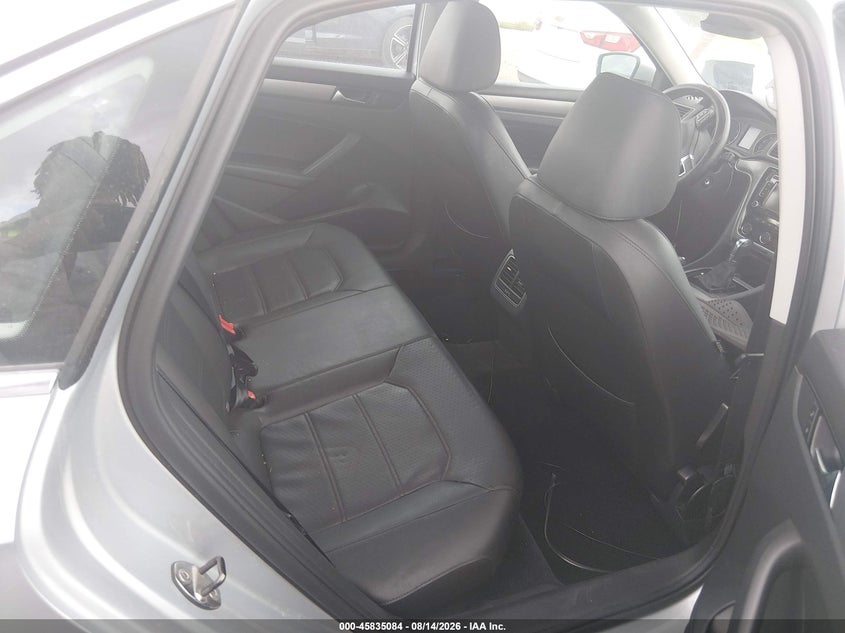2014 VOLKSWAGEN PASSAT auction photo 8