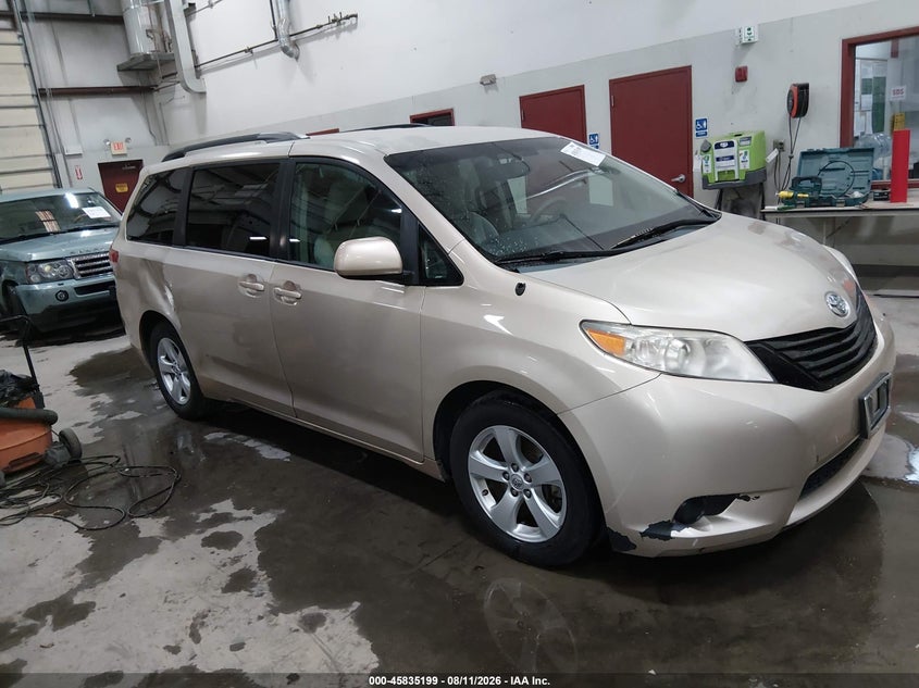 2013 Toyota Sienna Le V6 8 Passenger, Right Rear, IAAI, VIN 5TDKK3DC6DS355072